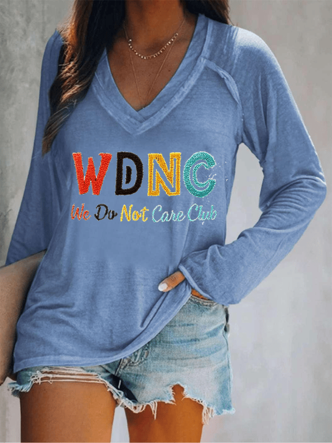 🔥Buy 3 Get 15% Off🔥Women's V-neck Retro Funny Proud Member Of WDNC Club Menopause Perimenopause Print T-Shirt