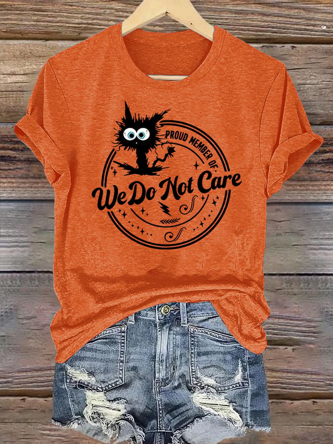 Retro Funny Proud Member Of Club We Do Not Care Menopause Perimenopause Print T-Shirt