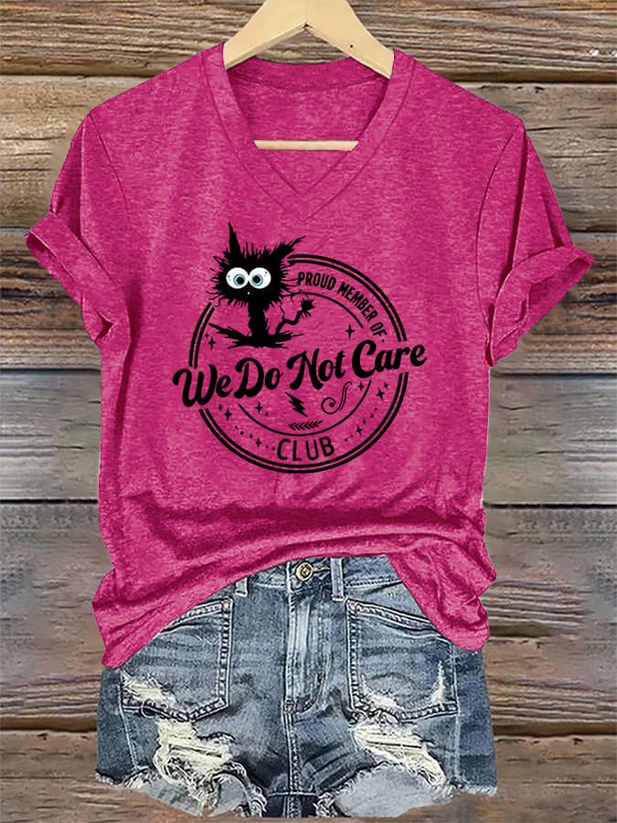 V-Neck Retro Funny Proud Member Of Club We Do Not Care Menopause Perimenopause Print T-Shirt