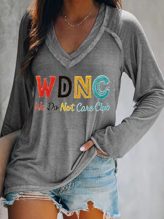 🔥Buy 3 Get 15% Off🔥Women's V-neck Retro Funny Proud Member Of WDNC Club Menopause Perimenopause Print T-Shirt