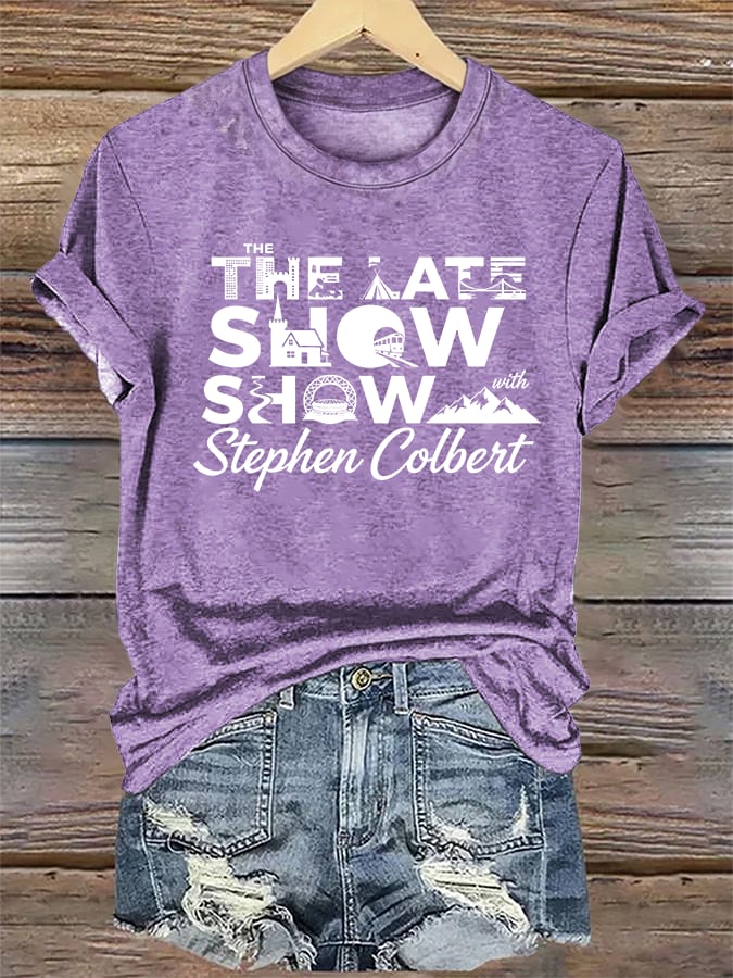 T-shirt da donna con stampa albero ultima mostra retrò