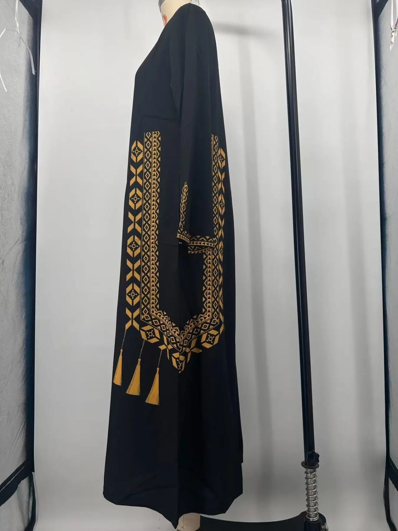 Vestito da donna con stampa digitale, abito a trapezio a maniche lunghe in tessuto intrecciato stile mediorientale, vestibilità casual aderente per le stagioni primavera e autunno, abbigliamento femminile