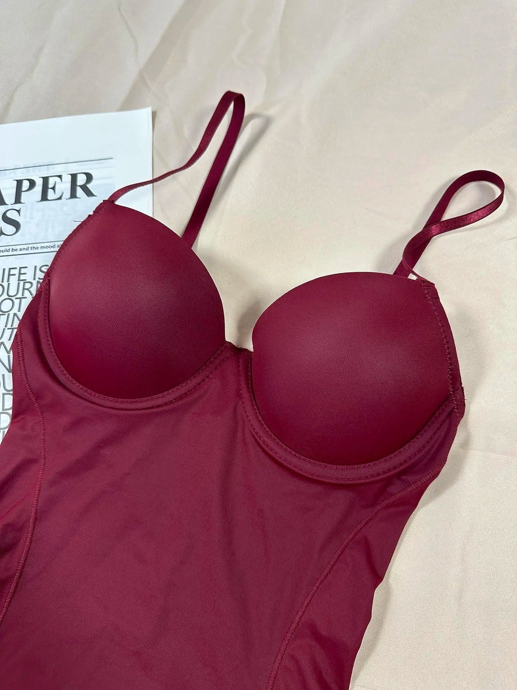 Ensemble Bodysuit Amincissant Froncé pour Femme, Design Fin Sans Bretelles, Parfait pour les Robes de Soirée, Sous-vêtement Confortable Toutes Saisons