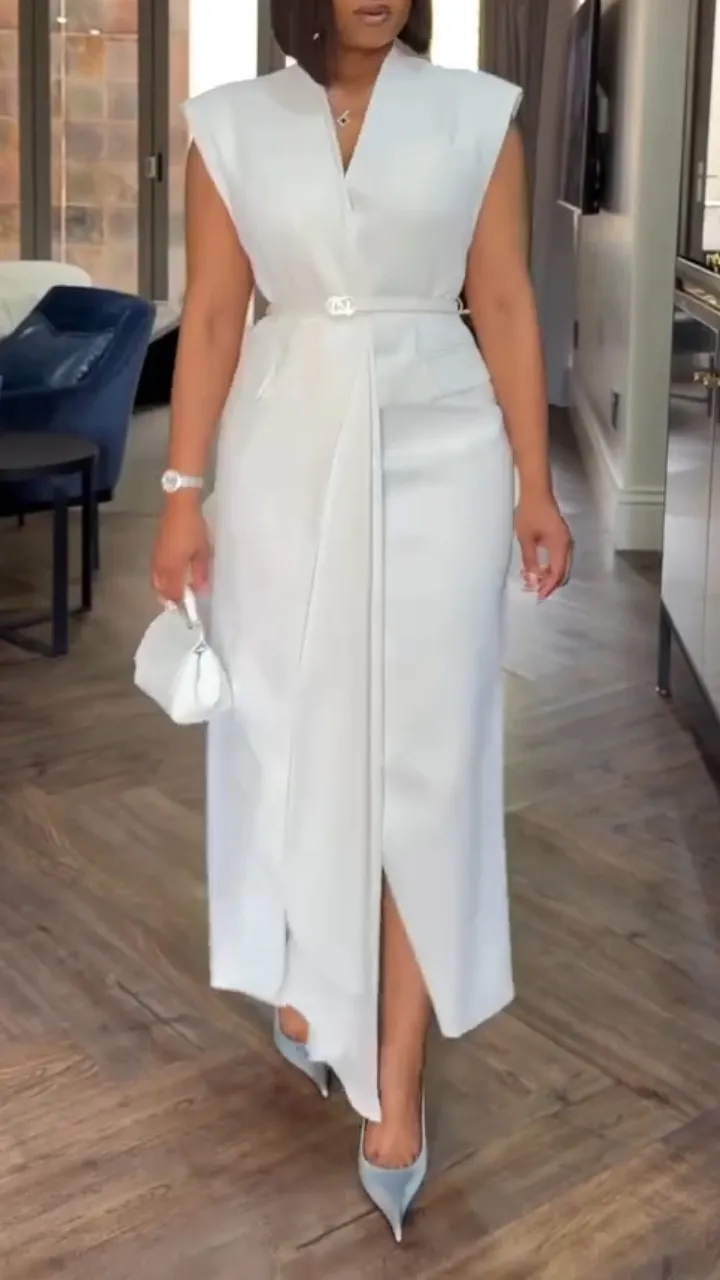 Robe décontractée unie à col en V pour femmes avec du tempérament