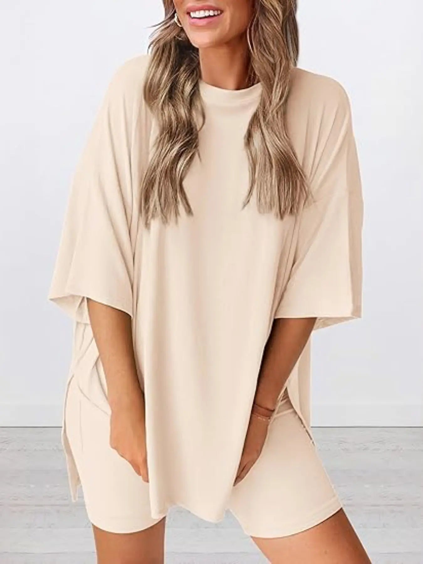 Ensemble T-shirt uni et short moulant pour femme, vêtement de nuit décontracté d'été à col rond, confortable, avec poches, pour l'extérieur