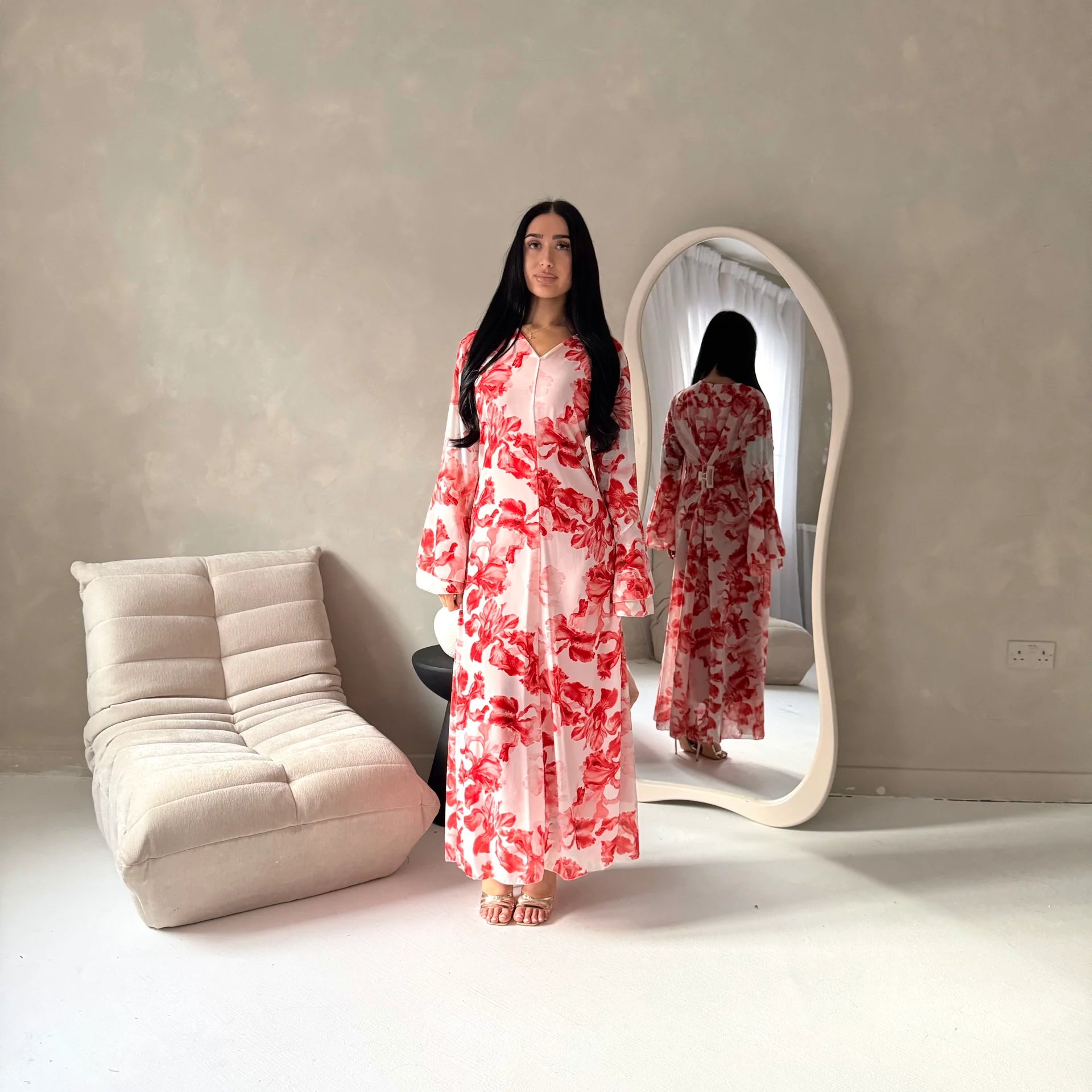 Women's elegant backless floral-lined summer dress with tie-up details