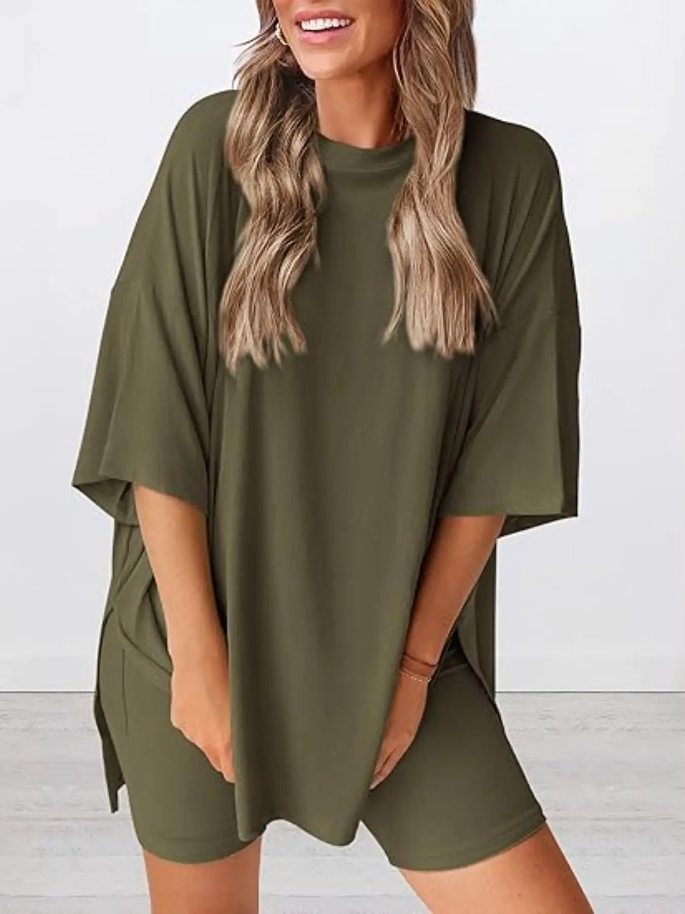 Ensemble T-shirt uni et short moulant pour femme, vêtement de nuit décontracté d'été à col rond, confortable, avec poches, pour l'extérieur