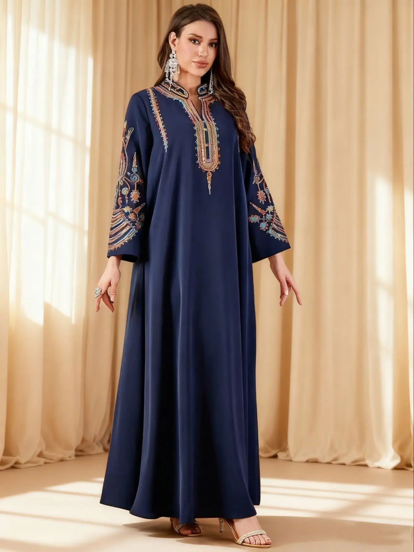 Elegante Abito Lungo da Donna Musulmana con Ricami Colorati, Perfetto per Tutte le Stagioni, Abbigliamento Elegante e Confortevole, Abiti da Donna Musulmana