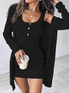 Completo da donna a righe, stile casual, tessuto confortevole, design alla moda, perfetto per l'uso quotidiano, abbigliamento