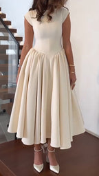 Robe Trapèze Femme Col Rond Coupe Trois-Dimensions Élégante