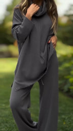 Ensemble décontracté couleur unie haut à col montant et pantalon pour femme