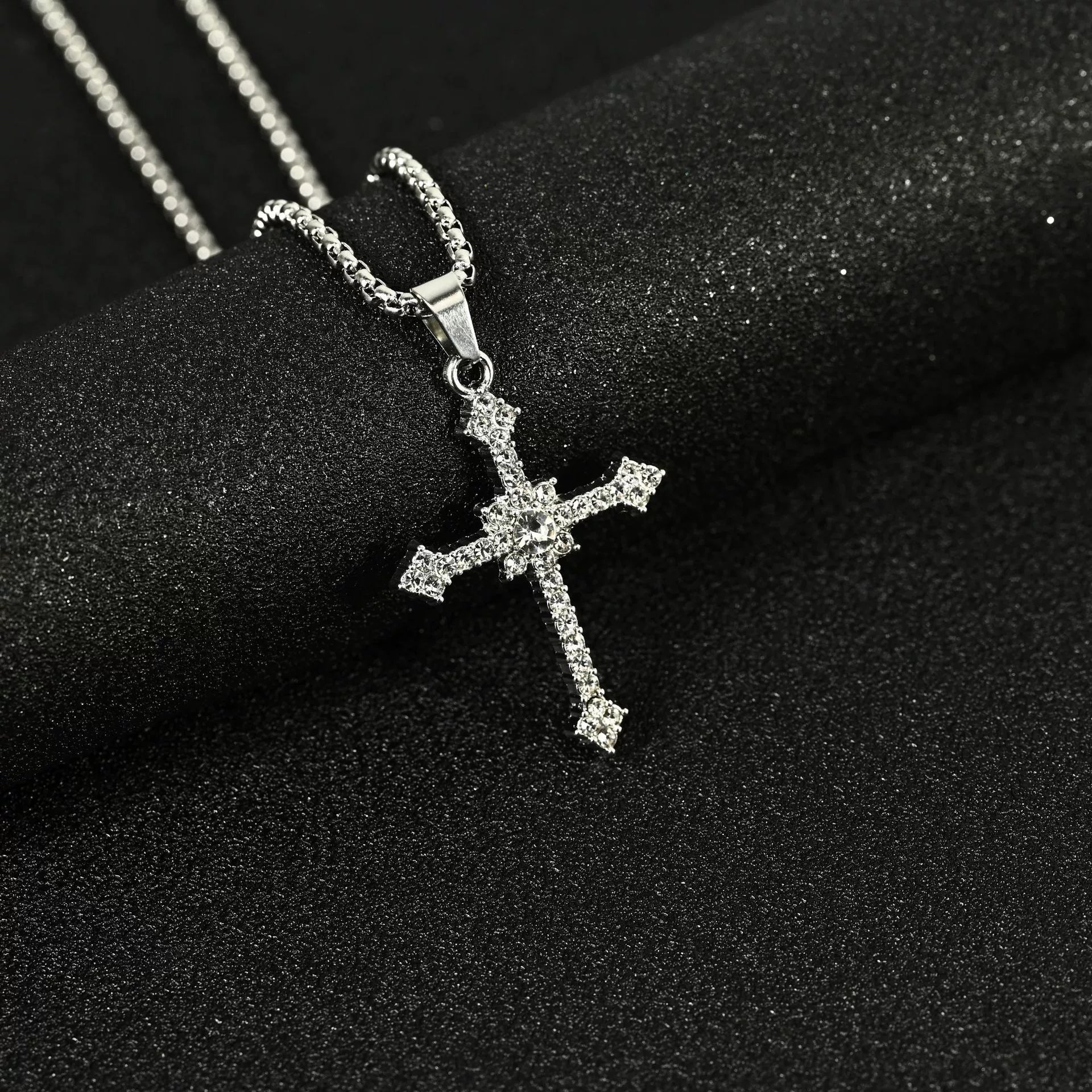 Collier Hip Hop Homme Pendentif Croix en Alliage Style Urbain