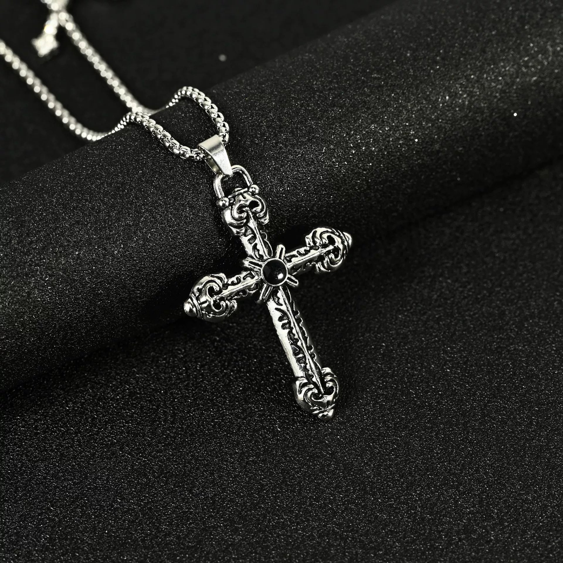 Collier Hip Hop Homme Pendentif Croix en Alliage Style Urbain