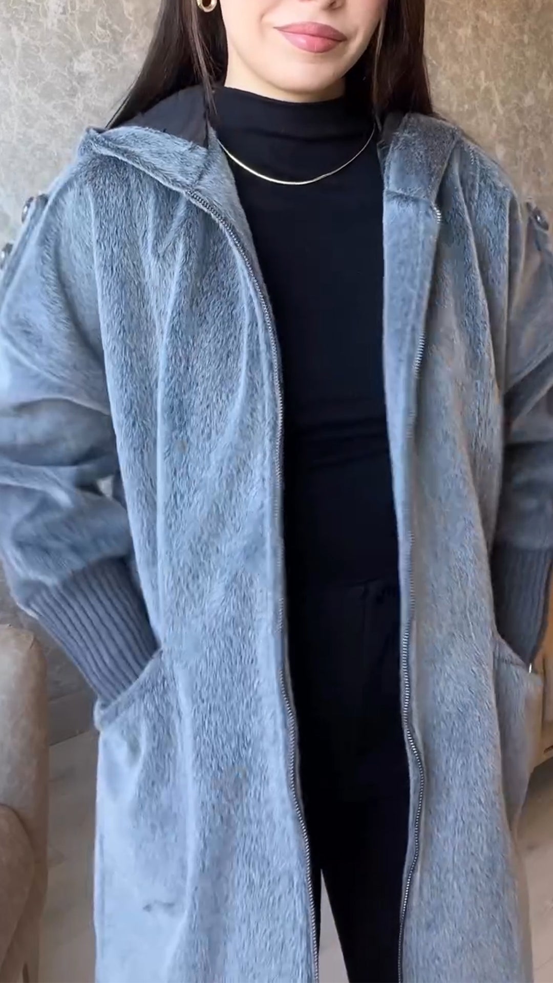 Manteau décontracté à capuche imprimé avec manches en tricot empiécé pour femme