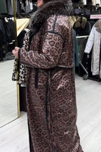 Manteau élégant pour femme en velours avec imprimé léopard, col en fourrure et laçage
