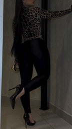Ensemble féminin moulant col rond motif léopard (haut et pantalon) - Style tempérament