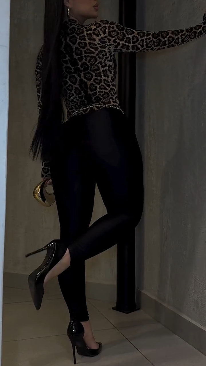 Ensemble féminin moulant col rond motif léopard (haut et pantalon) - Style tempérament