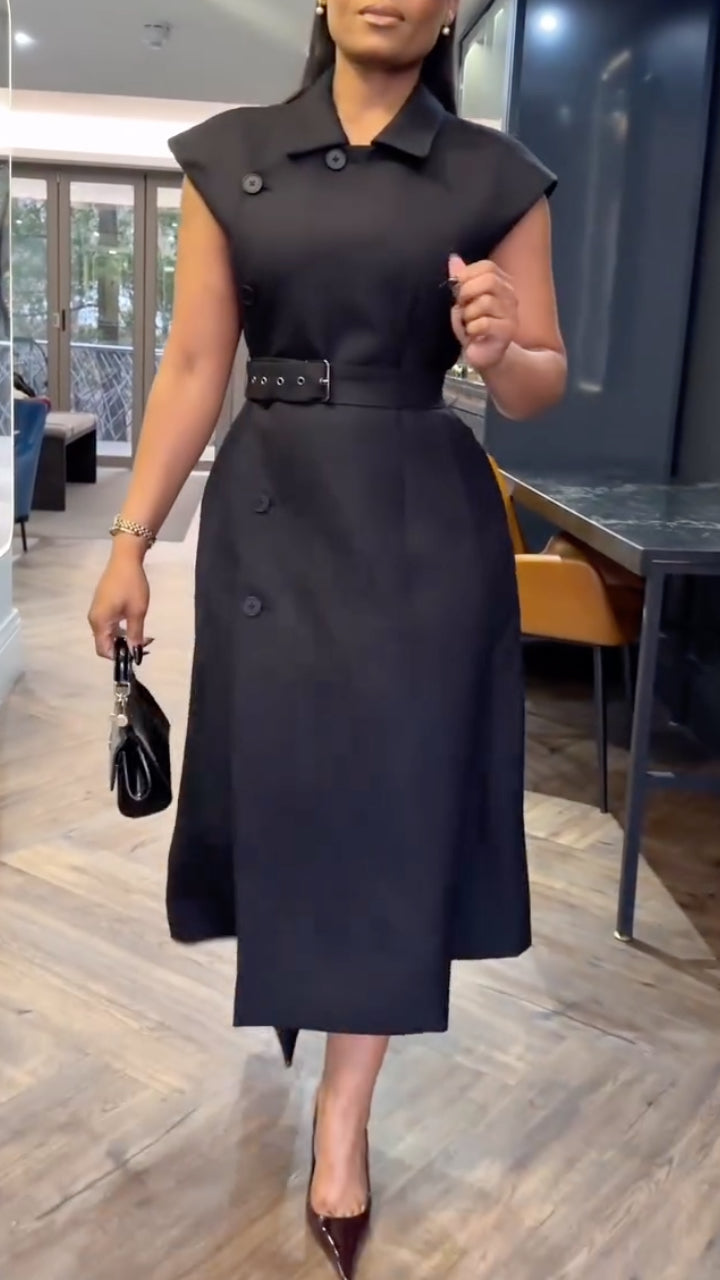 Robe de travail à revers et ceinture pour femme