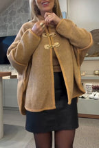 Manteau décontracté en tricot à col rond et boucle métallique pour femme