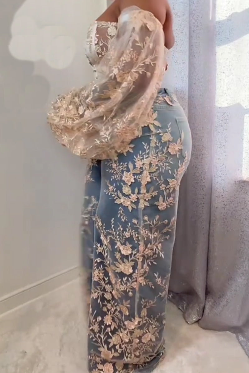 Haut élégant à lacets brodé à manches bouffantes pour femme ou jean brodé ample