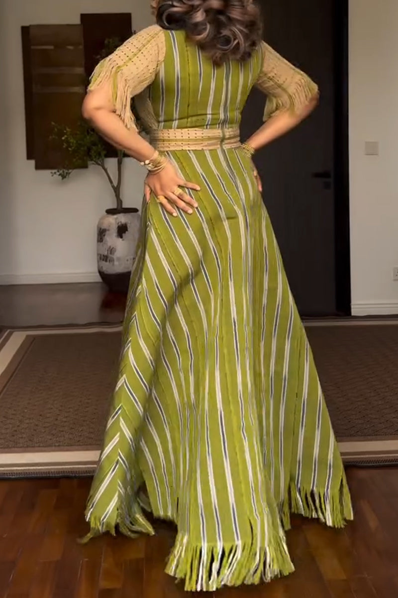 Robes longues décontractées élégantes avec ceinture, encolure ronde et empiècements contrastés pour femme