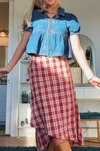Chemise en jean courte décontractée pour femmes avec manches bouffantes et boutonnage, ou jupe décontractée à carreaux