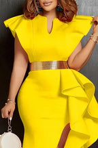 Robe de soirée midi fendue jaune unie à col en V, épaules volantées, ceinture en métal et volants pour femme
