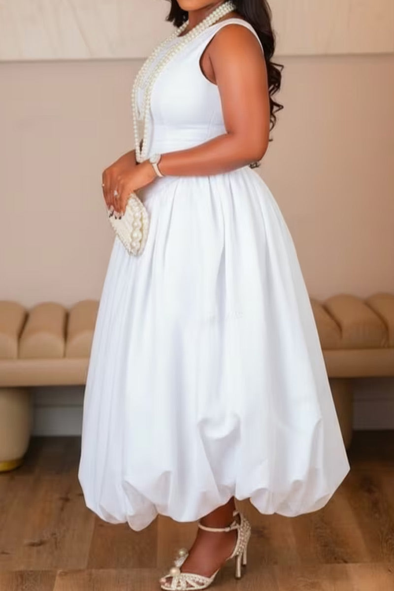 Robe midi bouffante sans manches col rond blanche unie pour femme avec taille cintrée