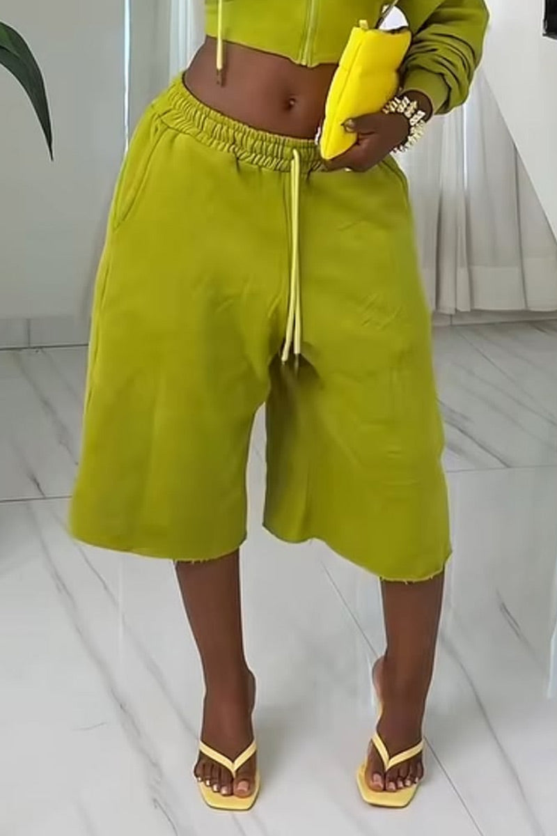 Haut de survêtement court à capuche à cordon de serrage en molleton décontracté à manches longues pour femme ou pantalon de survêtement Capri large à taille haute avec cordon de serrage pour le quotidien