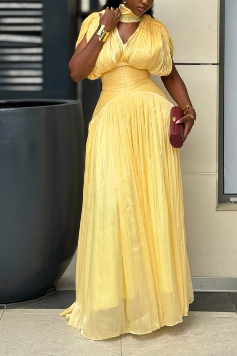 Robe élégante et brillante plissée à la taille pour femme