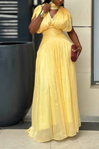 Robe élégante et brillante plissée à la taille pour femme