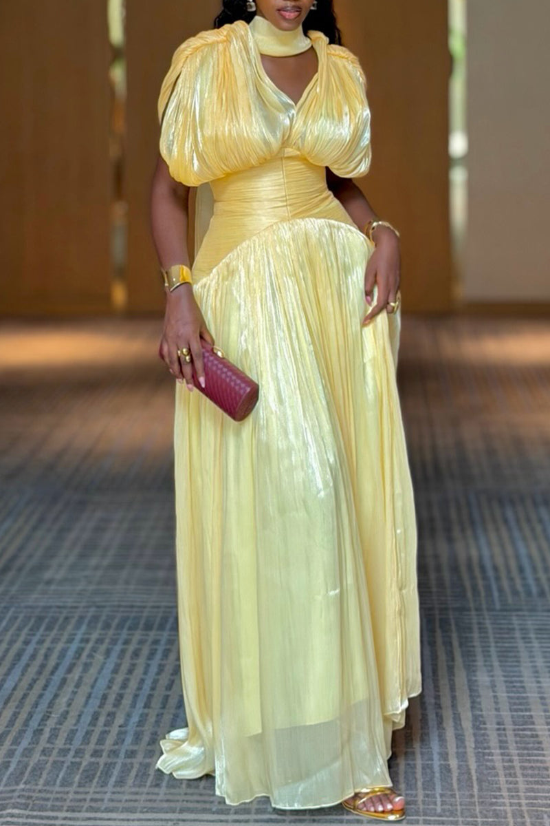 Robe élégante et brillante plissée à la taille pour femme
