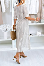 Robe longue décontractée pour femme avec encolure ras-du-cou et découpes en dentelle
