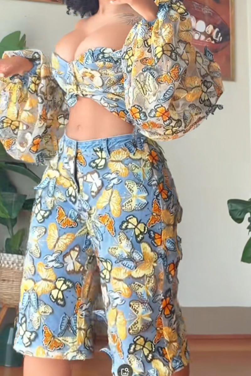Haut de vacances ample et sexy pour femmes à imprimé papillons OU jean court ample en denim avec motif papillons