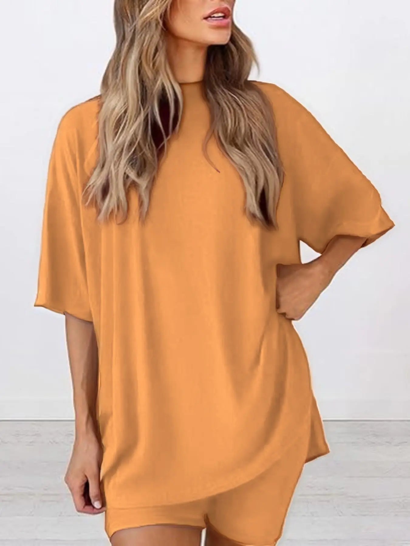 Ensemble T-shirt uni et short moulant pour femme, vêtement de nuit décontracté d'été à col rond, confortable, avec poches, pour l'extérieur