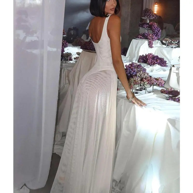 Robe camisole unie en tulle à col en V profond pour femme