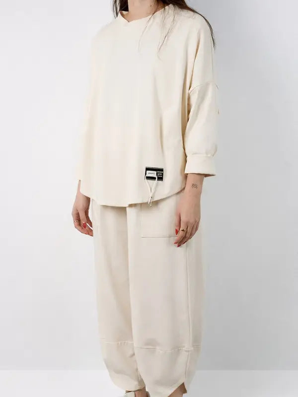 Completo due pezzi PRIMAVERA composto da camicia e pantaloni in tessuto morbido e compatto