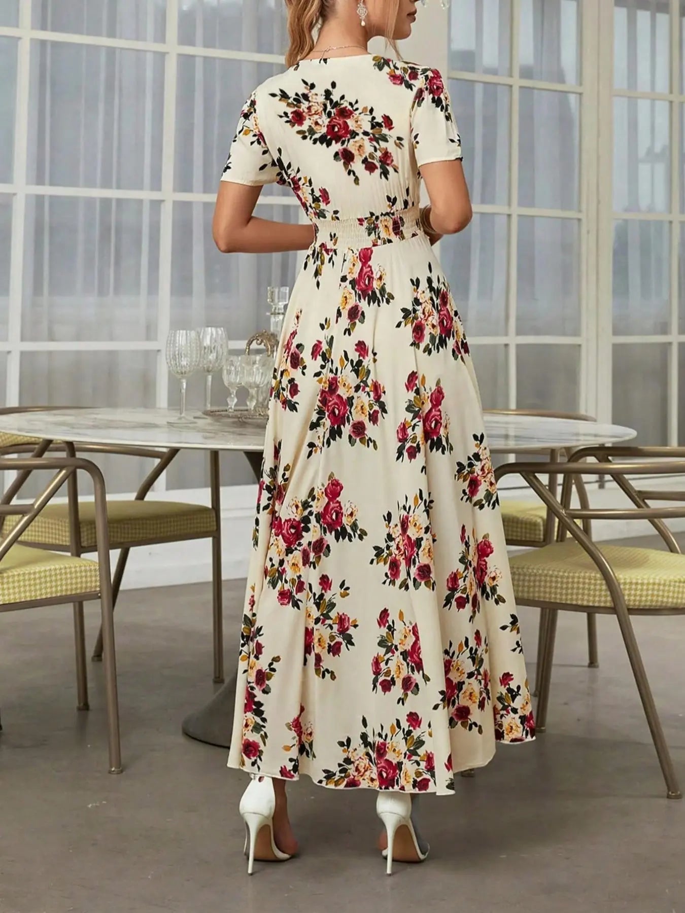 Vestito floreale con bottoni sul davanti da donna, vestito estivo a maniche corte in stile francese boho, abbigliamento da donna per vacanze al mare