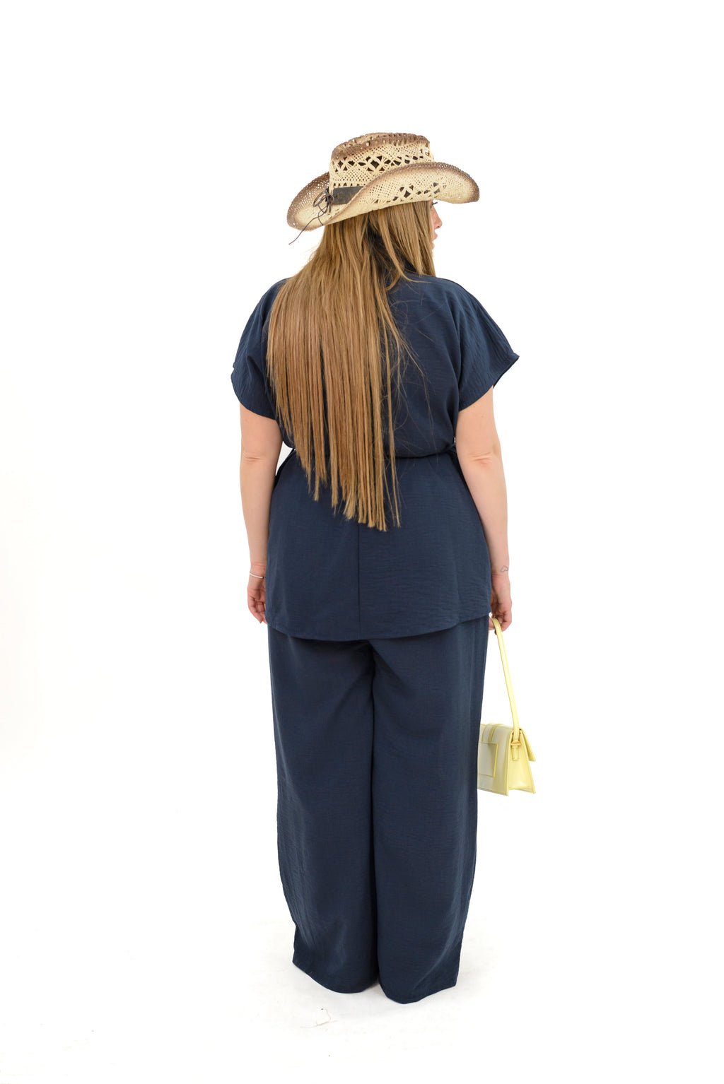 Coordinated Linen Angelica