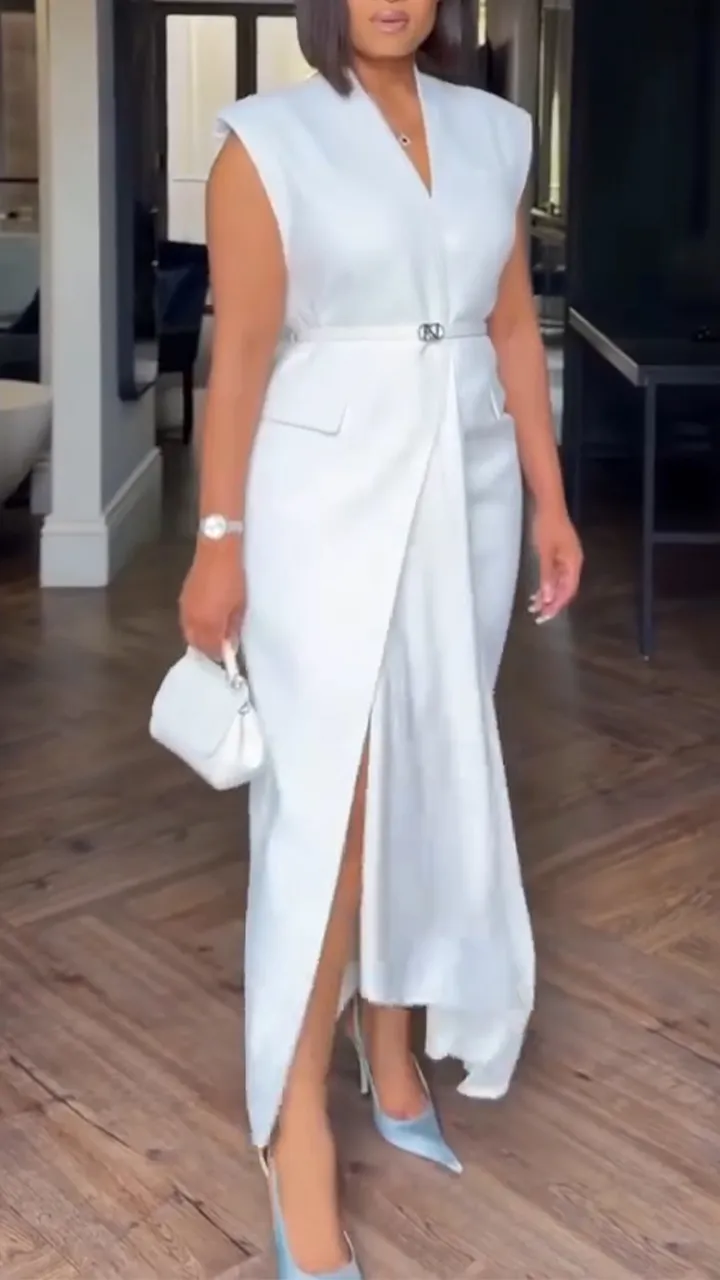 Robe décontractée unie à col en V pour femmes avec du tempérament