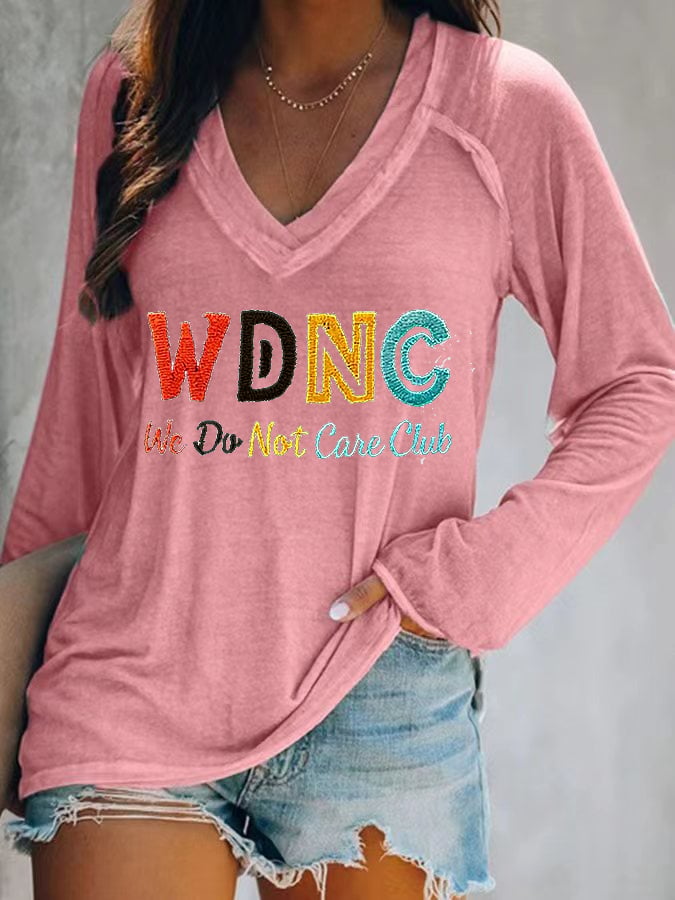 🔥Buy 3 Get 15% Off🔥Women's  V-neck Retro Funny Proud Member Of WDNC Club Menopause Perimenopause Print T-Shirt