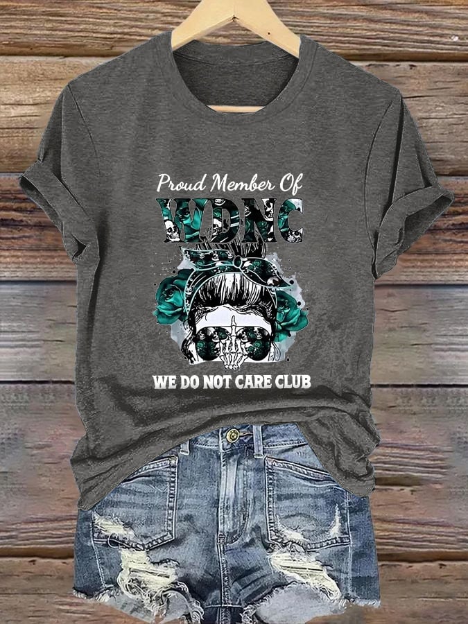 🔥Compra 3 e ottieni il 15% di sconto🔥T-shirt da donna girocollo, stile retrò, divertente stampa "Proud Member Of WDNC Menopause Perimenopause"