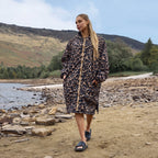 Peignoir de Séchage Imperméable Coupe-Vent, Robe de Changement Doublée Polaire Sherpa Douce, Manteau Veste à Capuche Surdimensionné à Manches Longues pour Enfants, Adultes, Hommes, Femmes, Surf, Plage, Natation, Restez au Sec