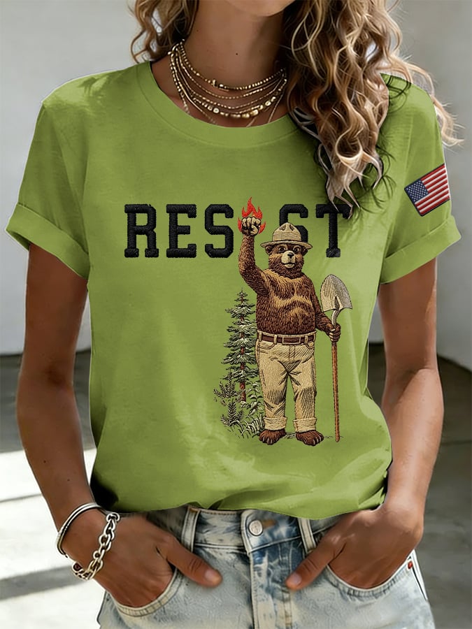 T-shirt stampata Retrò Resist Save The Forest Service