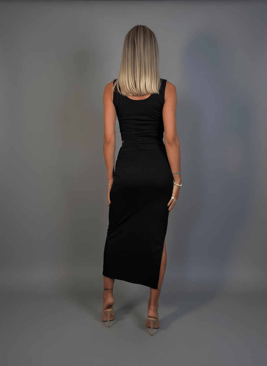 Set Monica