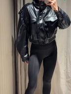 Giacca bomber da moto in ecopelle verde oliva da donna con colletto alla coreana e tasche con patta, capospalla corto a strati casual streetwear