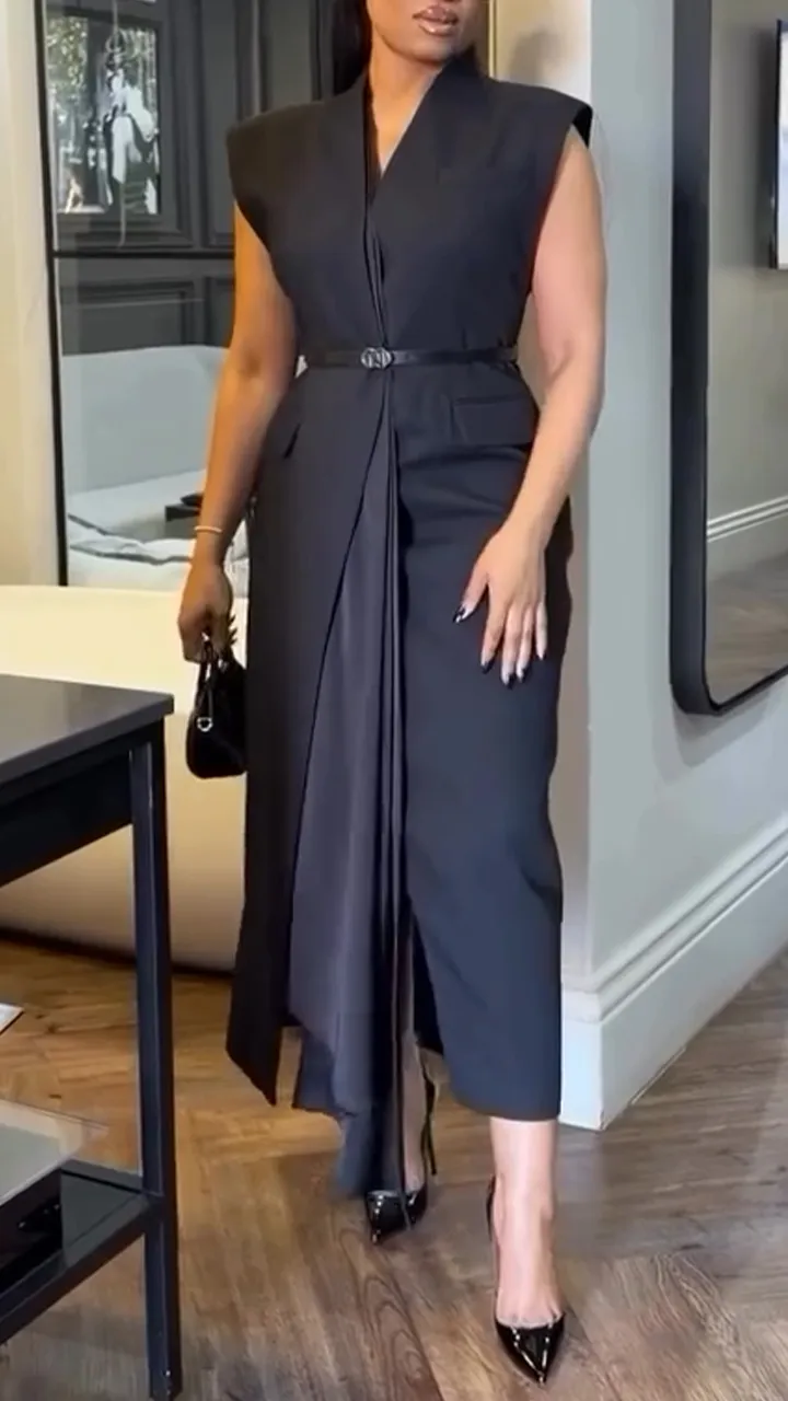Robe décontractée unie à col en V pour femmes avec du tempérament