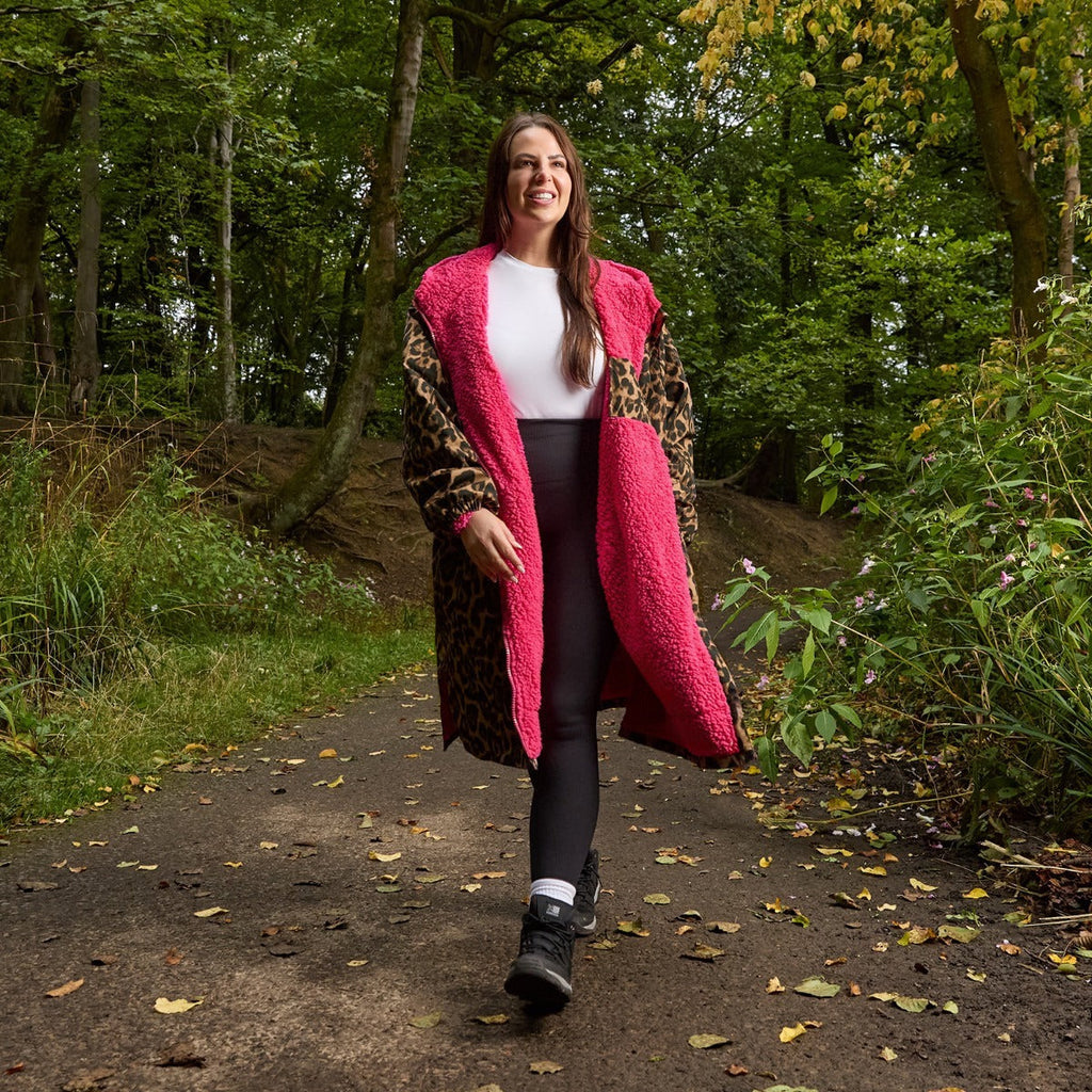 Peignoir de Séchage Imperméable Coupe-Vent, Robe de Changement Doublée Polaire Sherpa Douce, Manteau Veste à Capuche Surdimensionné à Manches Longues pour Enfants, Adultes, Hommes, Femmes, Surf, Plage, Natation, Restez au Sec