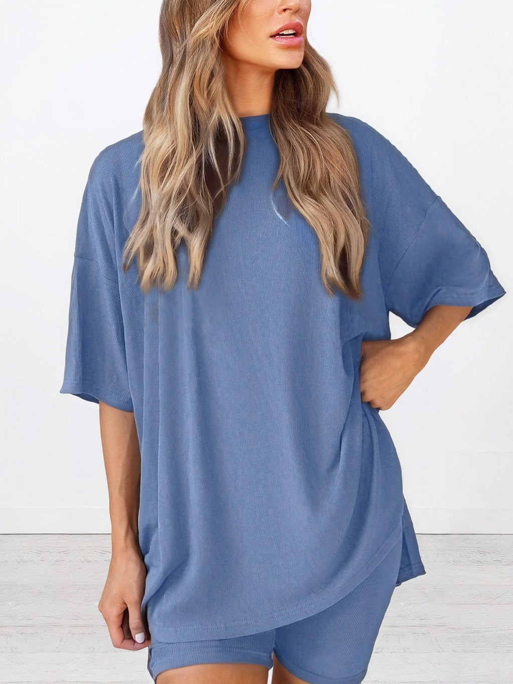 Ensemble T-shirt uni et short moulant pour femme, vêtement de nuit décontracté d'été à col rond, confortable, avec poches, pour l'extérieur