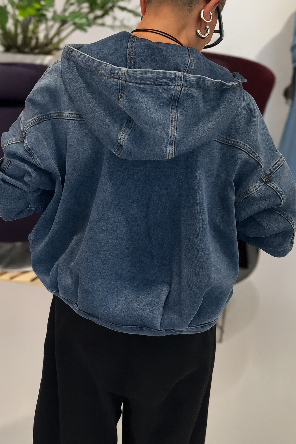 Veste décontractée à capuche en jean épissé à col rond pour femme